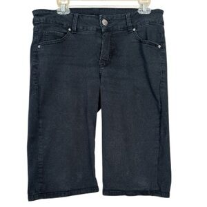 JAG bermuda shorts, black size 10, loose fit.  98% cotton with a little stretch.